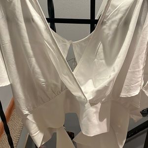 Cropped open back shirt